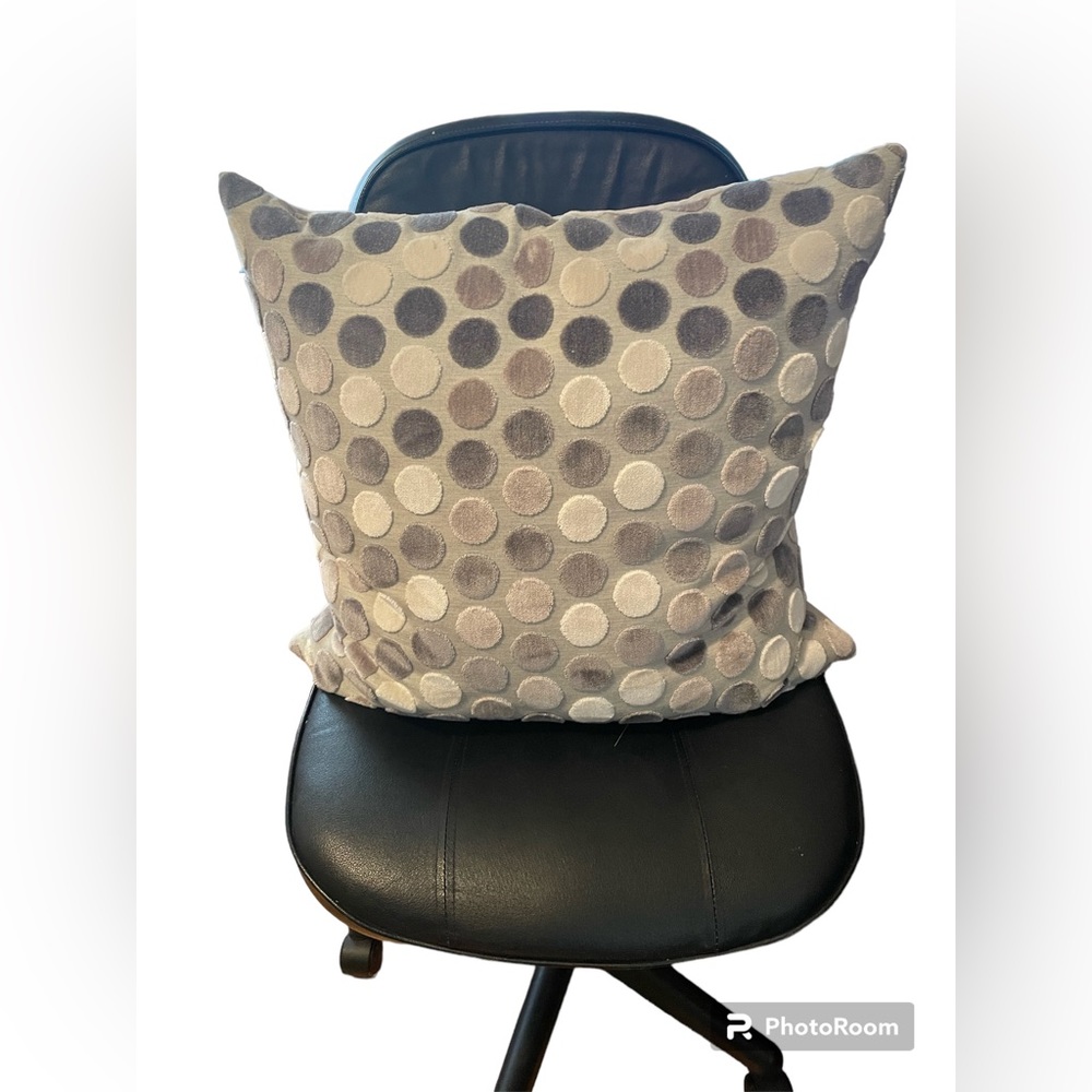2 European Velvet Polka Dot Pillows